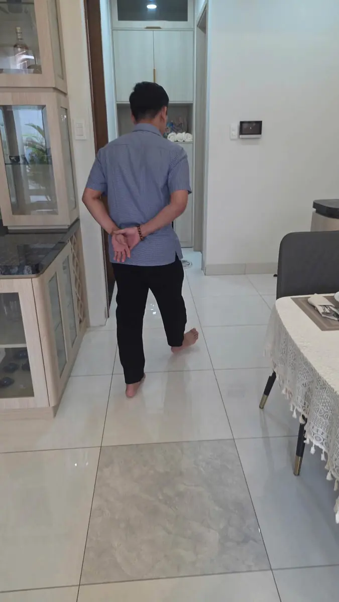 Nhà mẫu thực tế Central Home khu bàn ăn